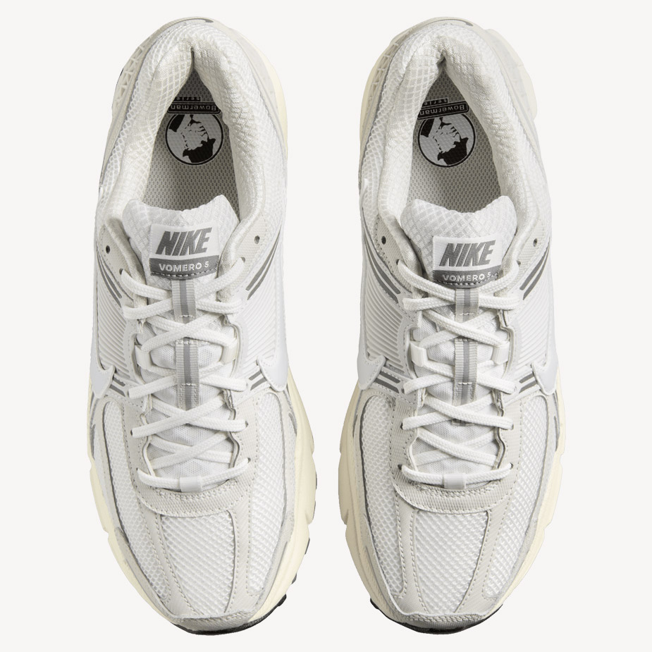 Top view of the Nike Zoom Vomero 5 sneakers